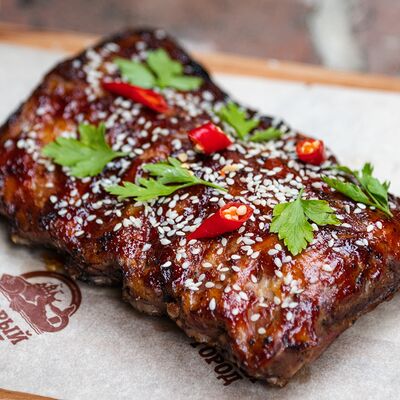 Свиные ребра на гриле в Старый город по цене 940 ₽