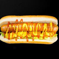 Хот-дог с сырной колбаской в МАНГАЛКОФЕ