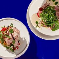 Комбо Драник с мортаделлой + салат с ростбифом в Yeti