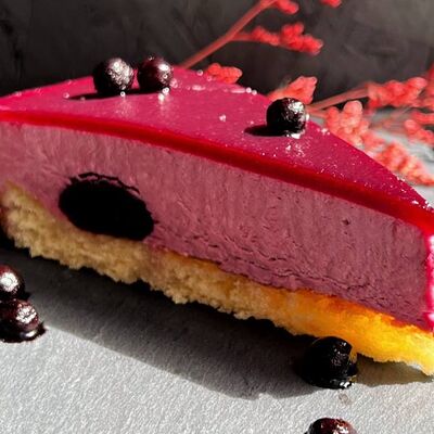 Воздушный с черникойв Positiff Coffee по цене 370 ₽