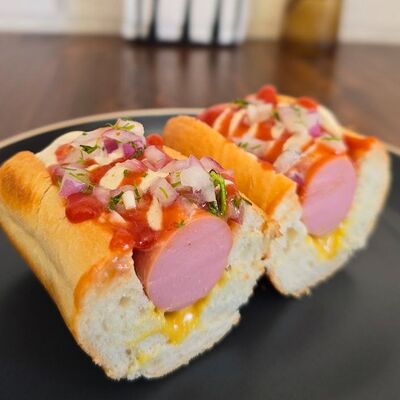 Хот-дог классический в Симпл по цене 149 ₽