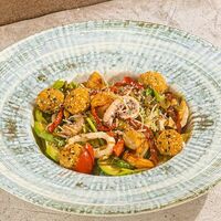 Салат с морепродуктами в Stories