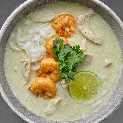 Том кха с креветкой в 96 азиаток по цене 800 ₽