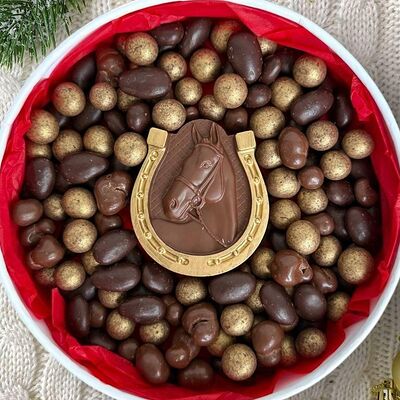 Новогодний набор драже в шоколаде Подкова на удачу в Verria Chocolate - клубника в шоколаде по цене 2450 ₽
