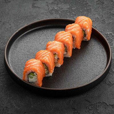 Филадельфия с лососем в Вода & Еда по цене 1187 ₽