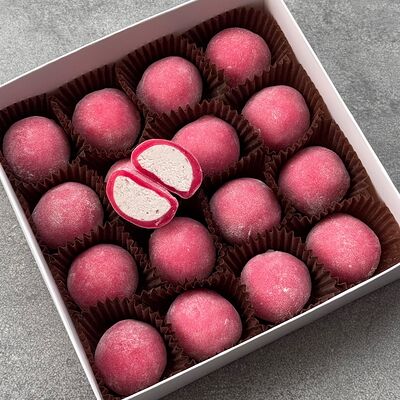 Моти мини-клубничный йогурт 16 шт. в Тортелло мотиЛаб по цене 1249 ₽