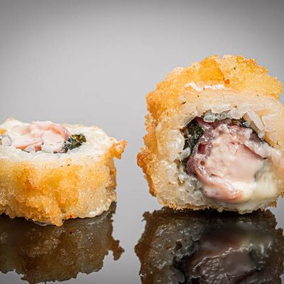 Хот ролл Батакон с курицей в Суши Солод по цене 470 ₽