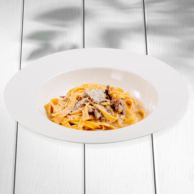 Паста с говядиной в перечном соусе в Перчини по цене 710 ₽
