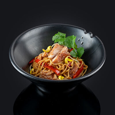 Лапша рамен с курицей в Якитория по цене 527