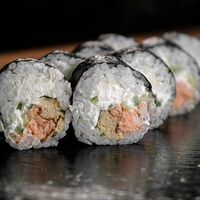 Футомаки с лососем терияки в Ёжкин ролл