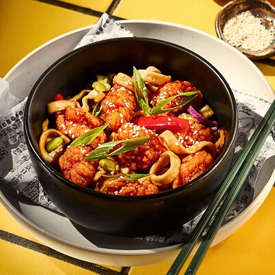 Вок с попкорном из курицы в Bao по цене 545 ₽