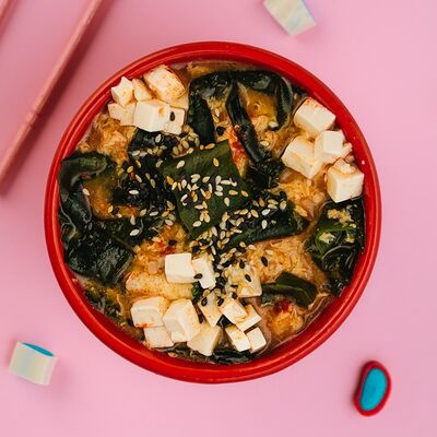 Кимчи с лососем в Sushi Girls по цене 345