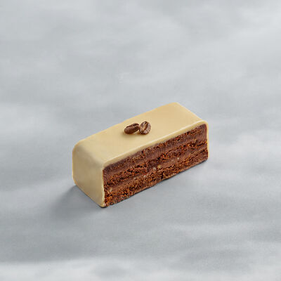 Пирожное Кофейно-ореховое в Буше по цене 415 ₽