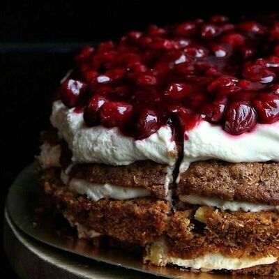 Вишневый торт в Техникум по цене 6500 ₽