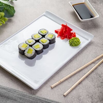 Роллы Маки с авокадо в Суши-бар Макс Бокс по цене 299 ₽