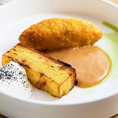 Щучья котлета с соусом из креветок в AGATA по цене 845 ₽