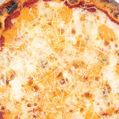 Пицца 4 сырав Тальятелло по цене 700 ₽