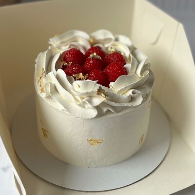 Бенто-торт Ламбет на день рожденияв Sweet Caprice по цене 2149 ₽