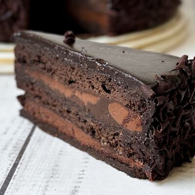 Мусс 3 шоколада в Эшторил Кафе по цене 390 ₽