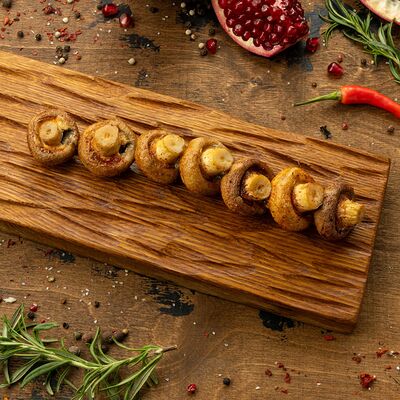 Шампиньоны на углях в Вкусно есть всё на углях по цене 430 ₽