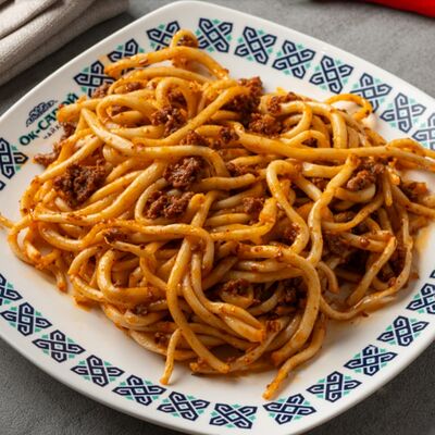 Жареный лагман в Ок-сарой по цене 490 ₽