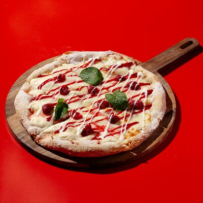 Пицца Малина маскарпоне в Italiani по цене 1085 ₽