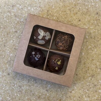 Ассорти трюфелей ручной работы в Romanico по цене 900 ₽