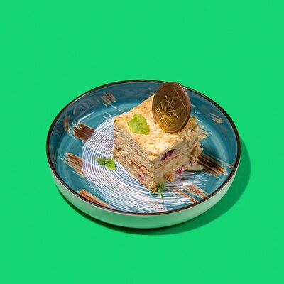 Наполеон с брусникой в Kiss по цене 115