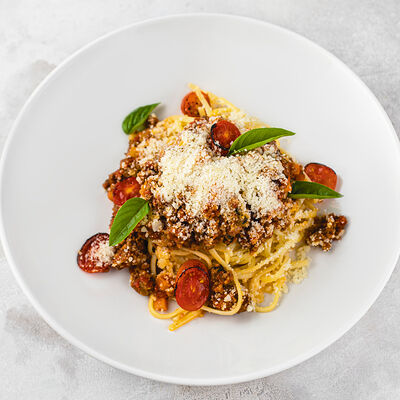 Лингвини с соусом болоньезе в АндерСон по цене 645 ₽