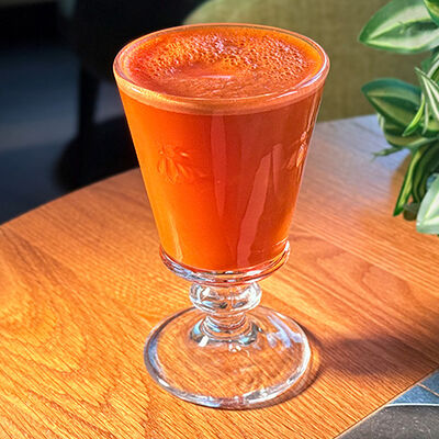 Сок свежевыжатый Морковь 200мл в Сулугуни по цене 276 ₽