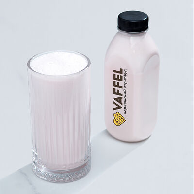 Молочный коктейль Клубничный в Vaffel по цене 439 ₽
