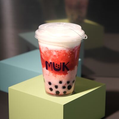 Кокосовая клубника в Muk по цене 375 ₽