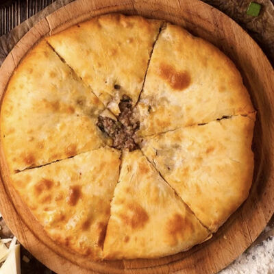 Кубдари со свининой и говядиной в Багратиони по цене 690 ₽