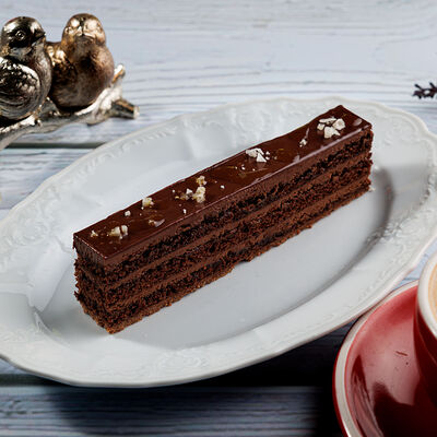 Шоколадный торт Опера в Lucia osteria по цене 710 ₽