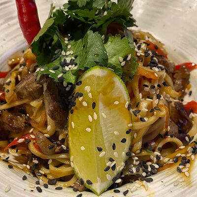 Вок креветки в Соло по цене 620 ₽