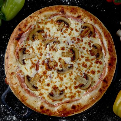 Пицца Ветчина и грибы 22 см в Hot Pizza по цене 500 ₽