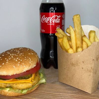 Комбо с бургером №4 в Наша пицца по цене 3100 ₸