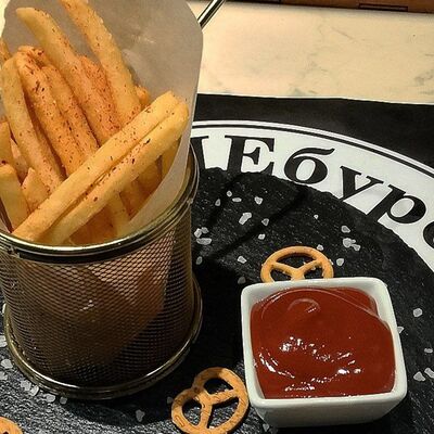 Картофель фри в Mr. Чебурек по цене 180 ₽