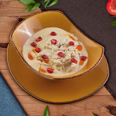 Сациви с курицей в Деда хинкали по цене 780 ₽