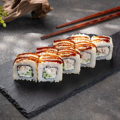 Ролл Дракон в Акула вкуса по цене 549 ₽