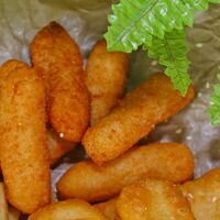Жареные сырные палочки с соусом тартар в Vanana cafe