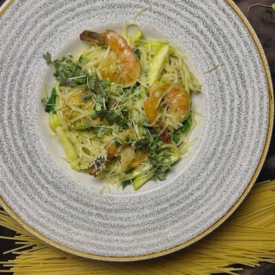 Паста с креветкой и песто Я в Пражский по цене 990 ₽