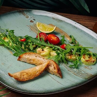 Креветки в соусе Васаби в Хочу и буду по цене 621 ₽