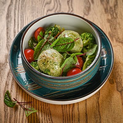 Куриные кнели на пару в Зоя в планке по цене 600 ₽