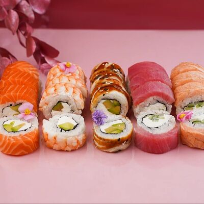 Сет Между нами девочками в Moshi Sushi по цене 2320 ₽