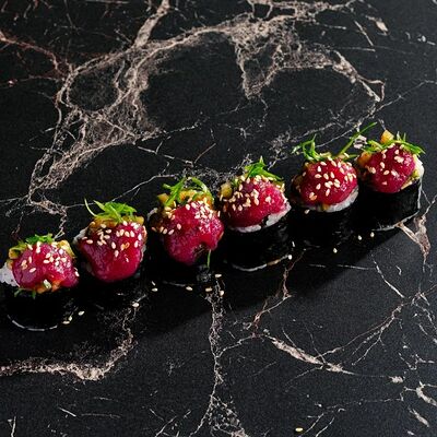 Кимчи-огурцы, тофу и луковый джем в Gills по цене 730 ₽