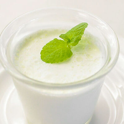 Йогурт натуральный в Bon Bon по цене 143 ₽