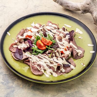 Салат с ростбифом и грибами в 7 небо по цене 495 ₽