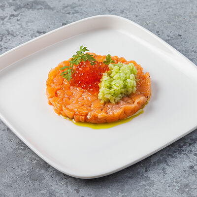 Тартар из лосося в Terra&Mare по цене 580 ₽