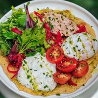 Большой картофельный драник с риетом из лосося в APOLLO